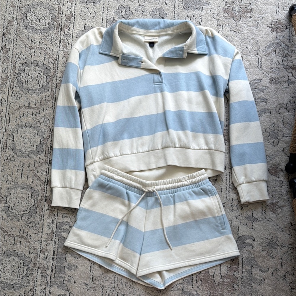 Universal Thread Blue and White Striped Set